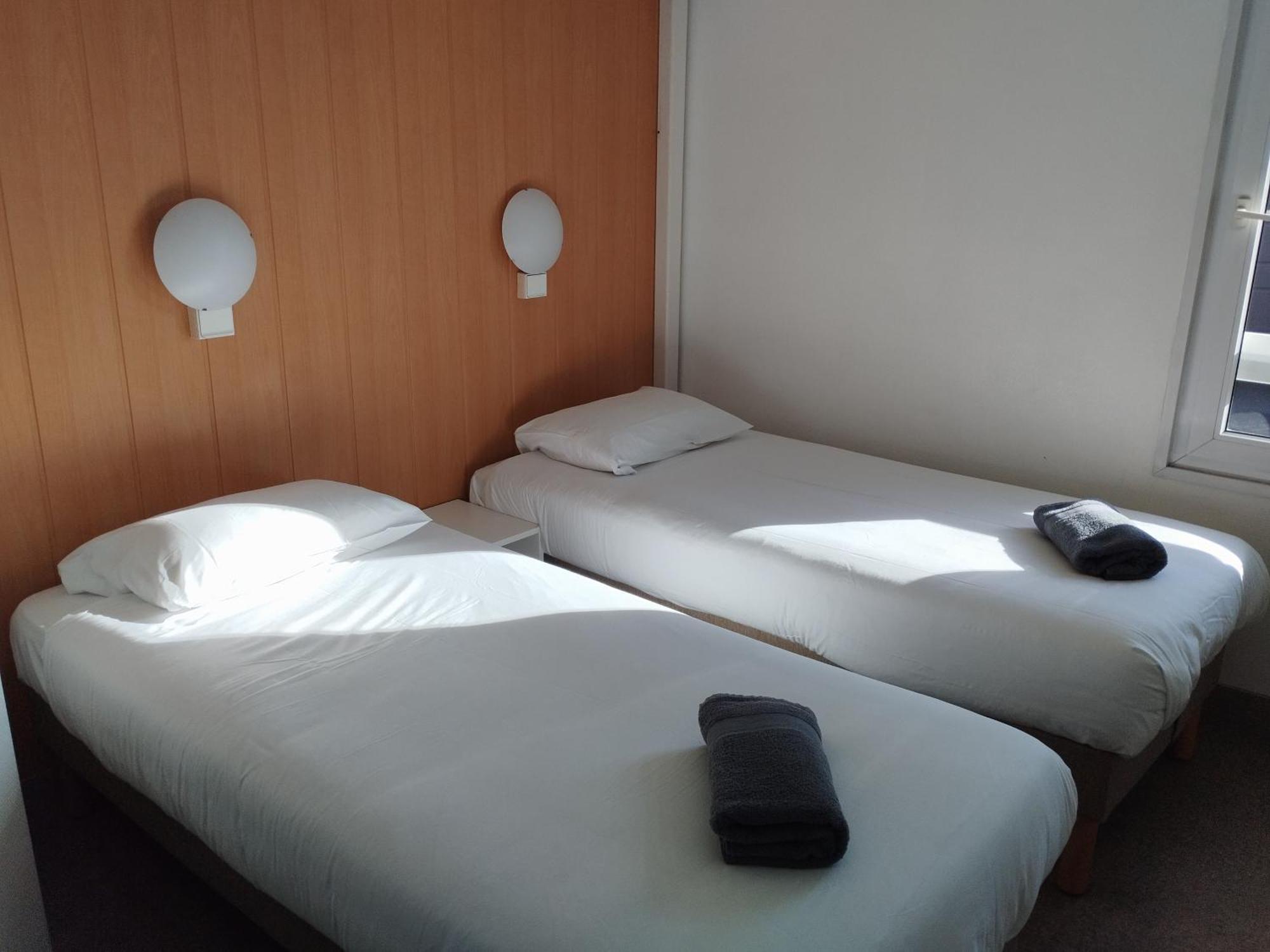 Fasthotel Clermont-Ferrand Жерза Екстер'єр фото