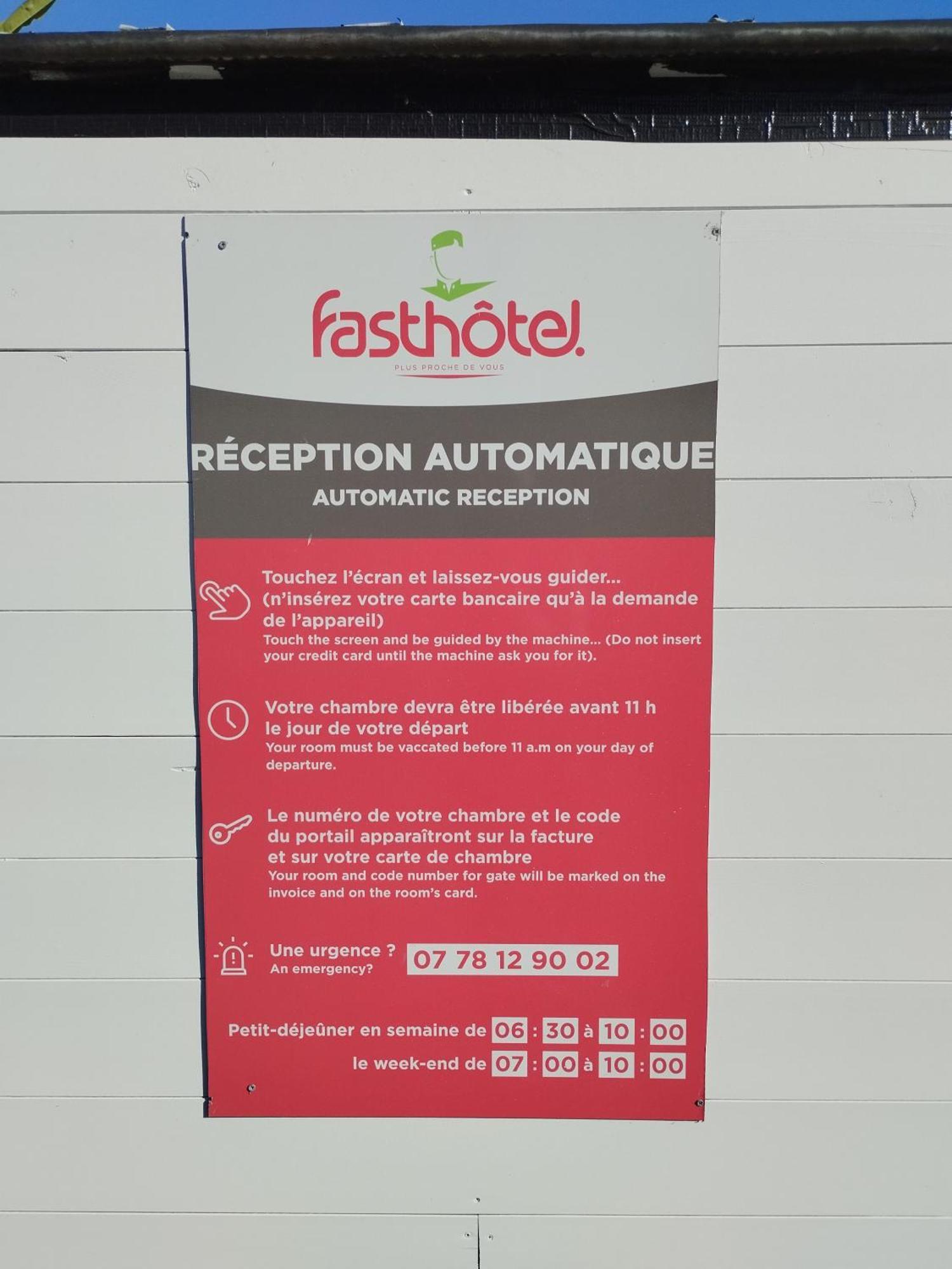 Fasthotel Clermont-Ferrand Жерза Екстер'єр фото