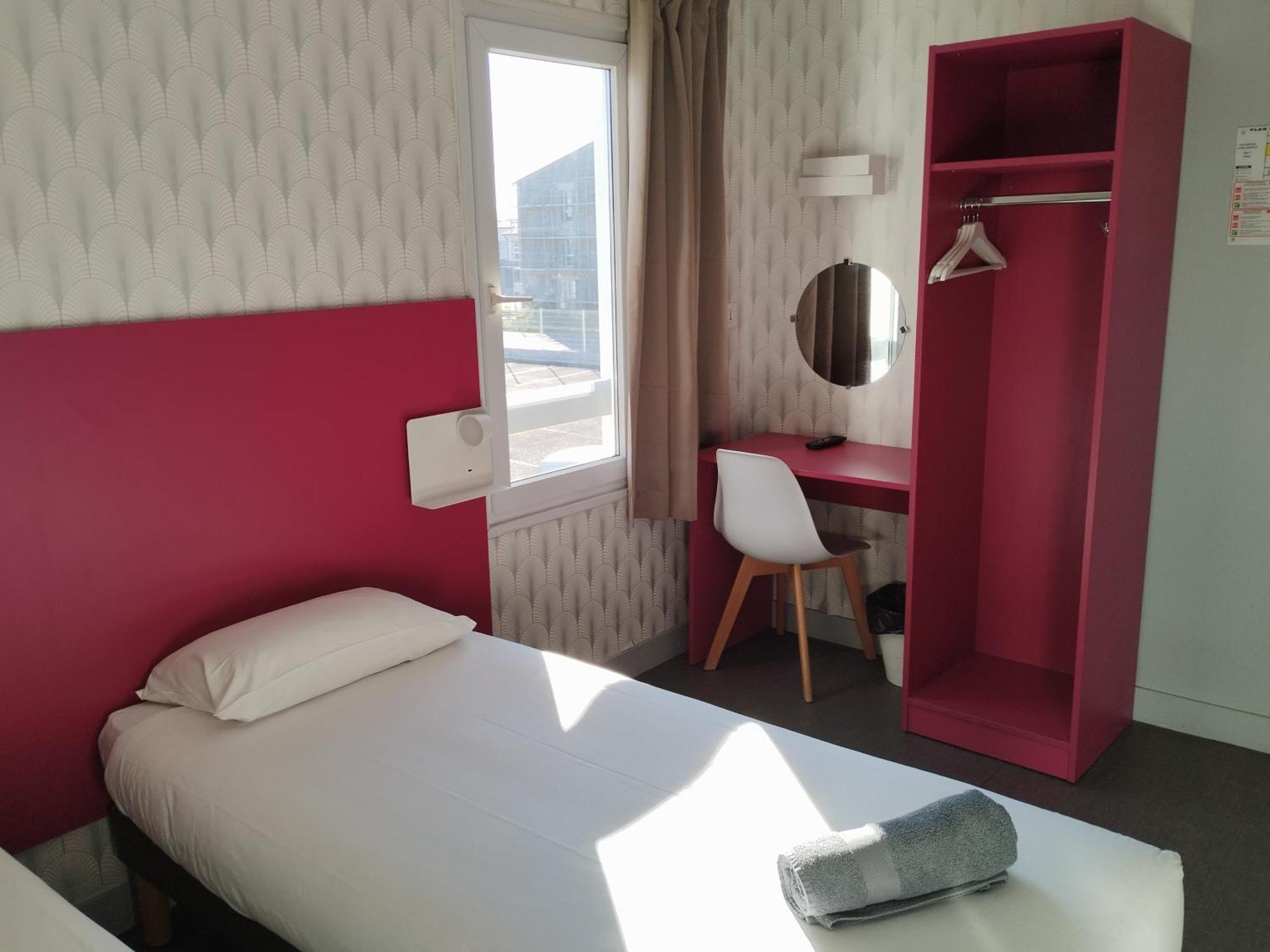 Fasthotel Clermont-Ferrand Жерза Екстер'єр фото